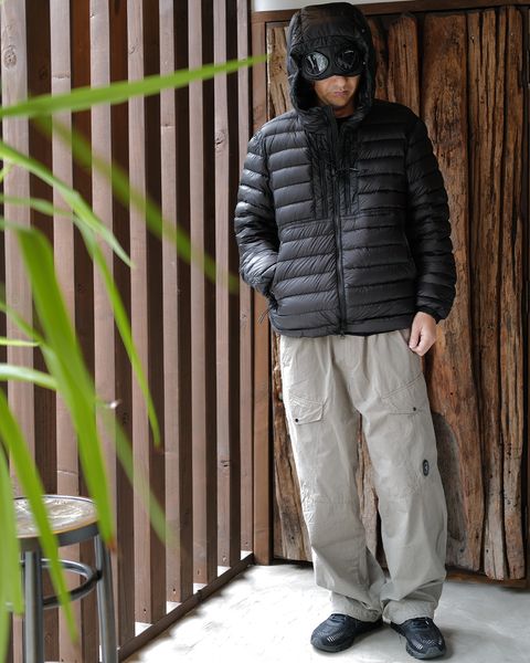 C.P. COMPANY -D.D. Shell Goggle Chest Pocket Jacket [BLACK]-