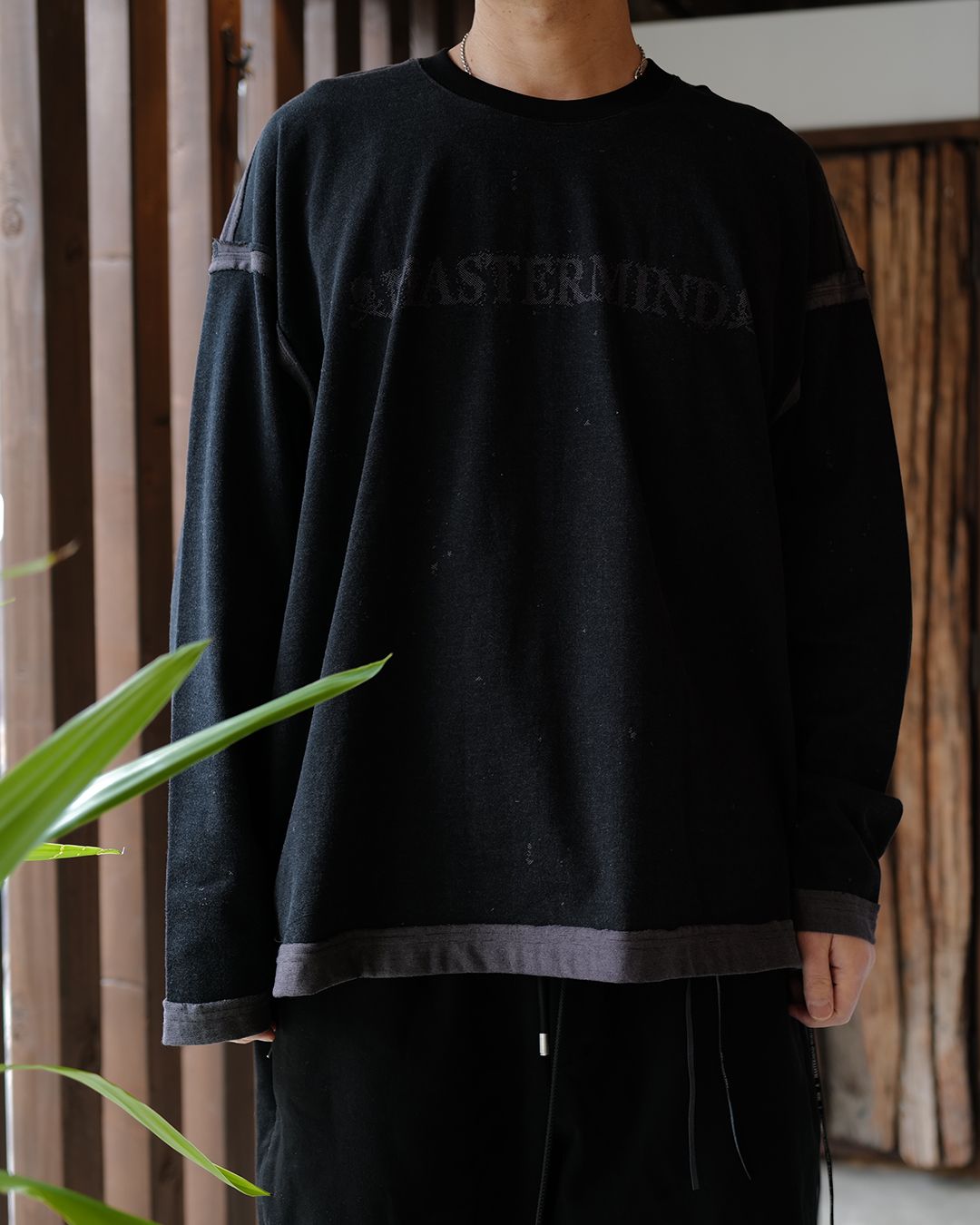 【MASTERMIND WORLD】 CUT-OFF LS TEE  BLACK