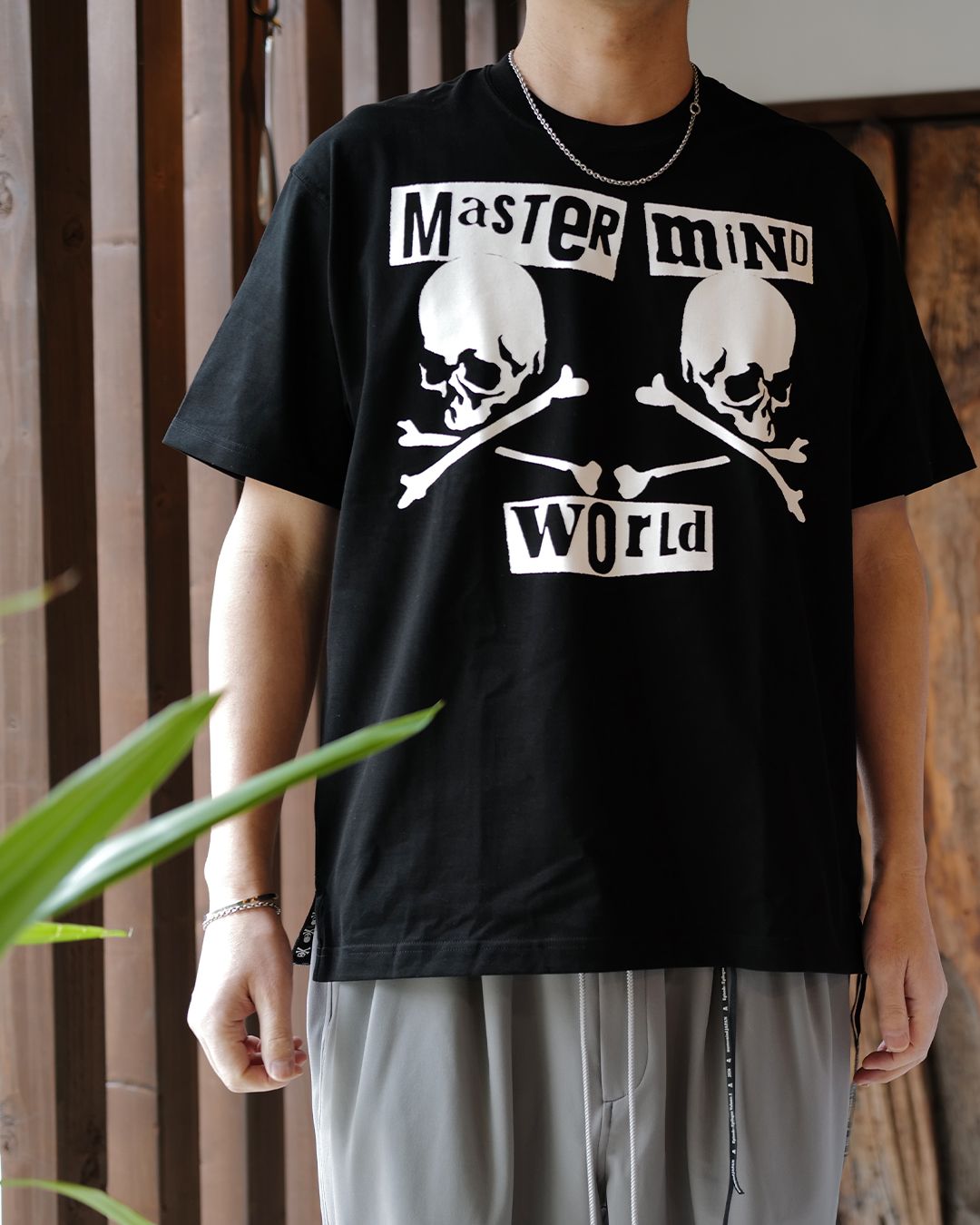 【MASTERMIND WORLD】 FLYER SS TEE  BLACK