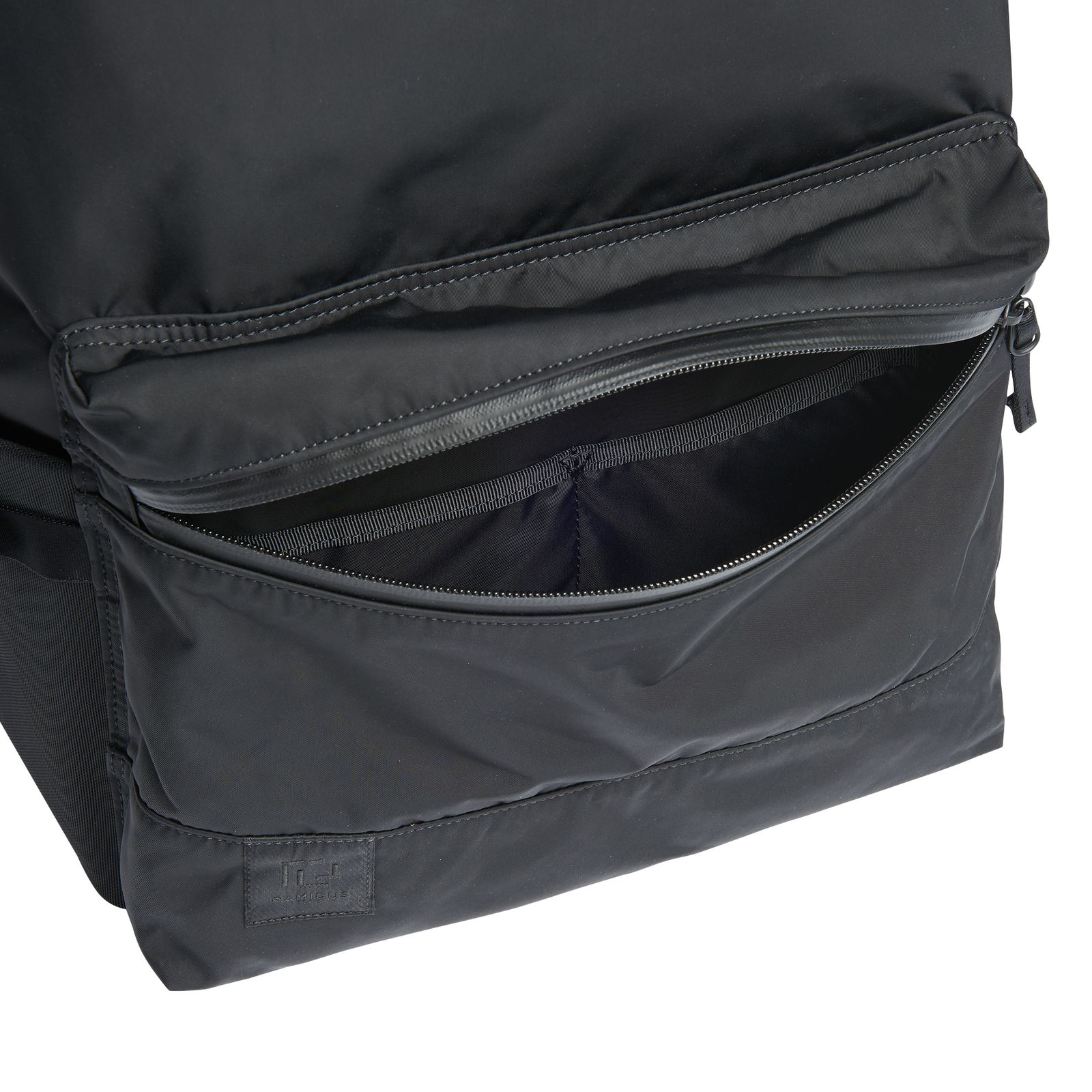 DAY PACK 【BLACK BEAUTY】