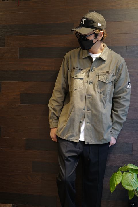 GOD SELECTION XXXのミリタリーシャツ