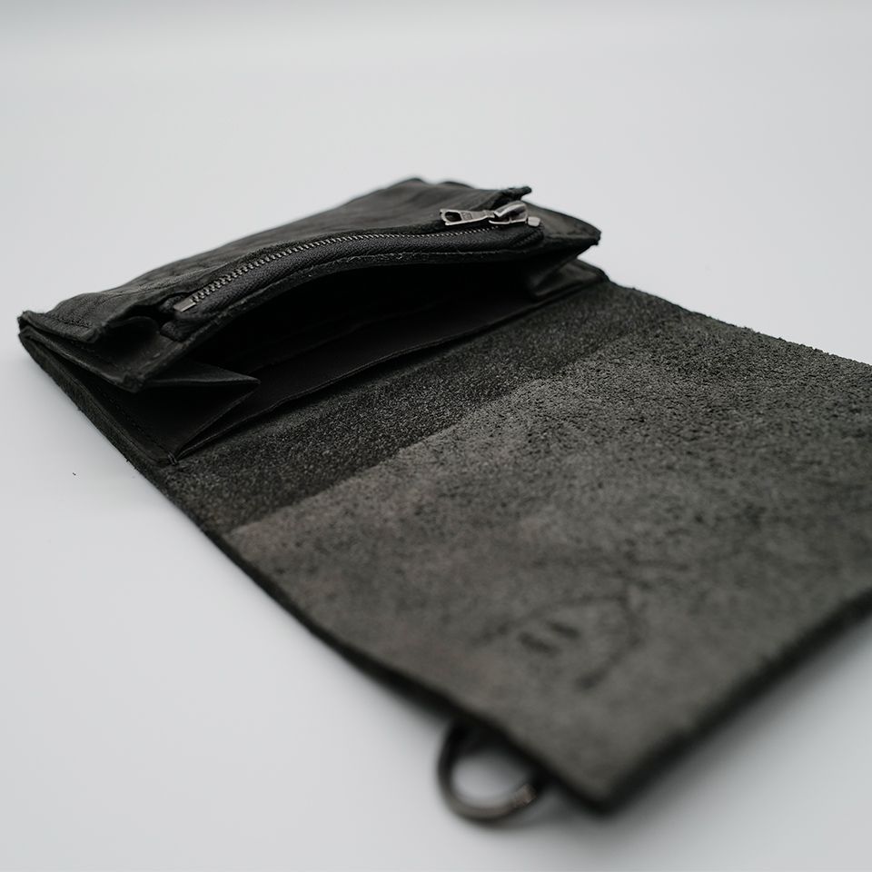 ISAMU KATAYAMA BACKLASH - ダブルショルダー製品染めWALLET Black | River