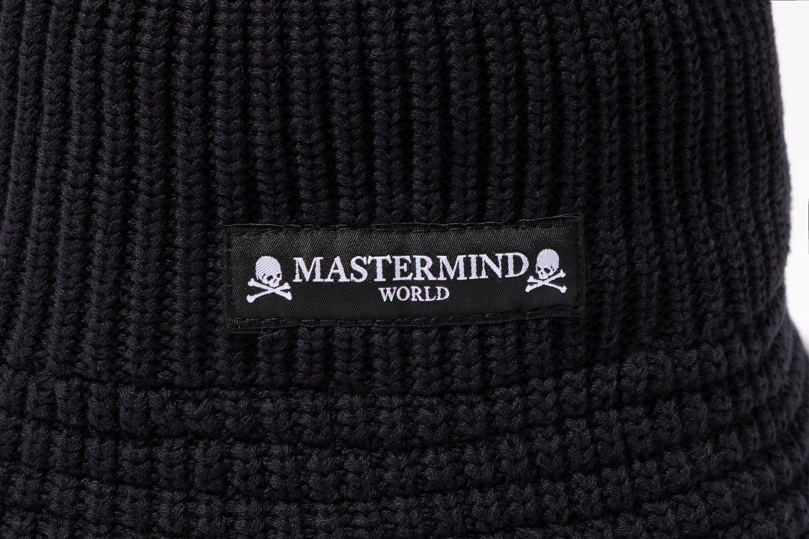 【MASTERMIND WORLD】x NEW ERA  KNIT BUCKET MMW LABEL LOGO BLK WHT