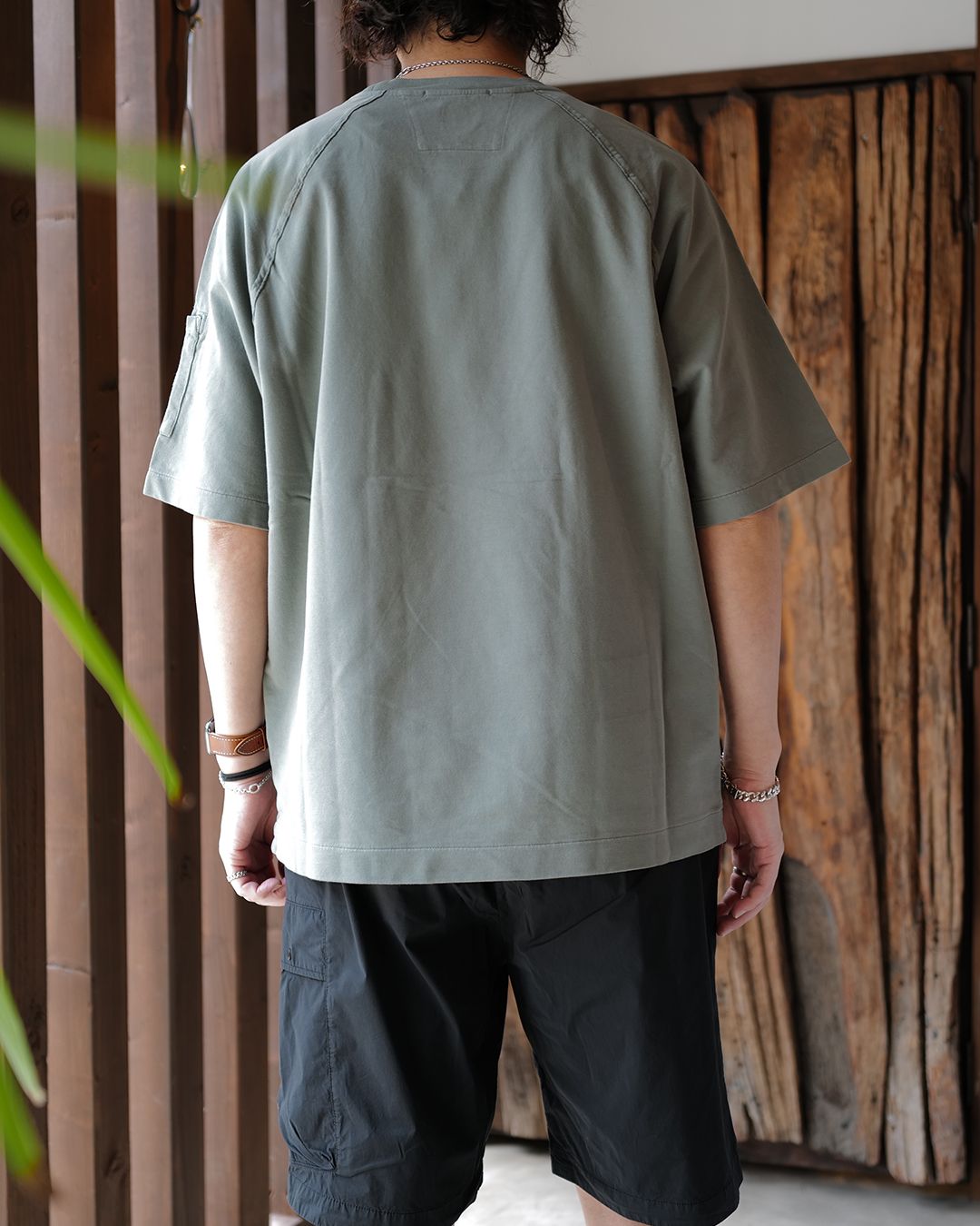 LIGHT FLEECE SHORT SLEEVE SWEATSHIRT  [GUNMETAL]