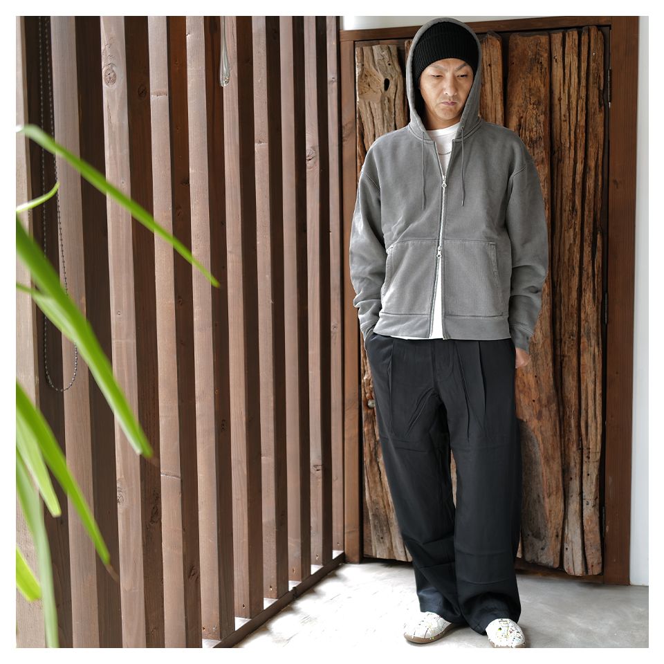 RASCAL HOOD   Worn Black Hefty Fleece