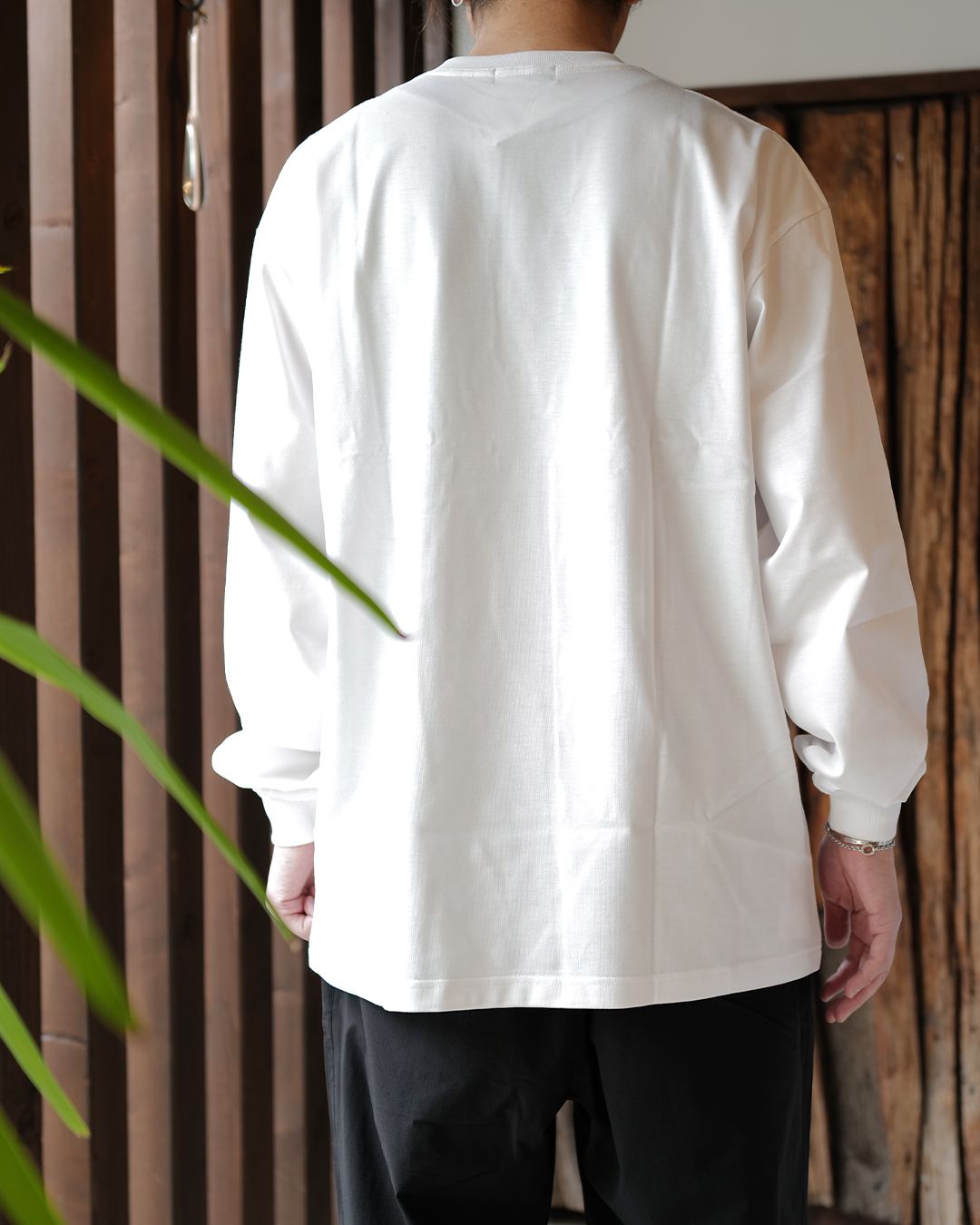 GX-A26-LT-05   LONG SLEEVE T-SHIRT   WHITE