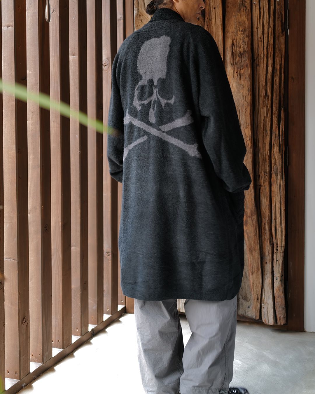 【MASTERMIND WORLD】 LOUNGE GOWN  BLACK