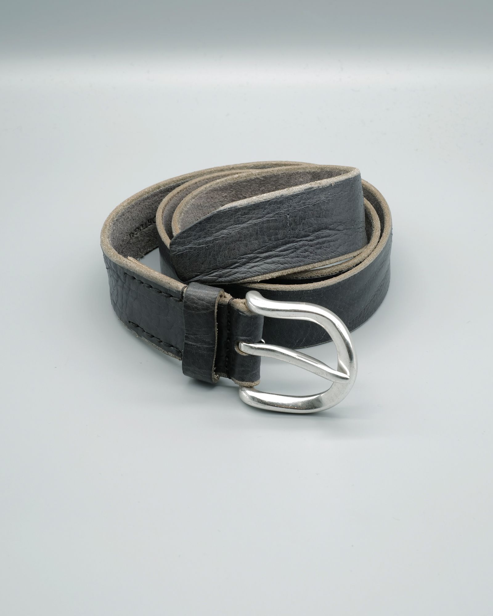 3.5 CM BELT  Soft Coal Torn Bovine