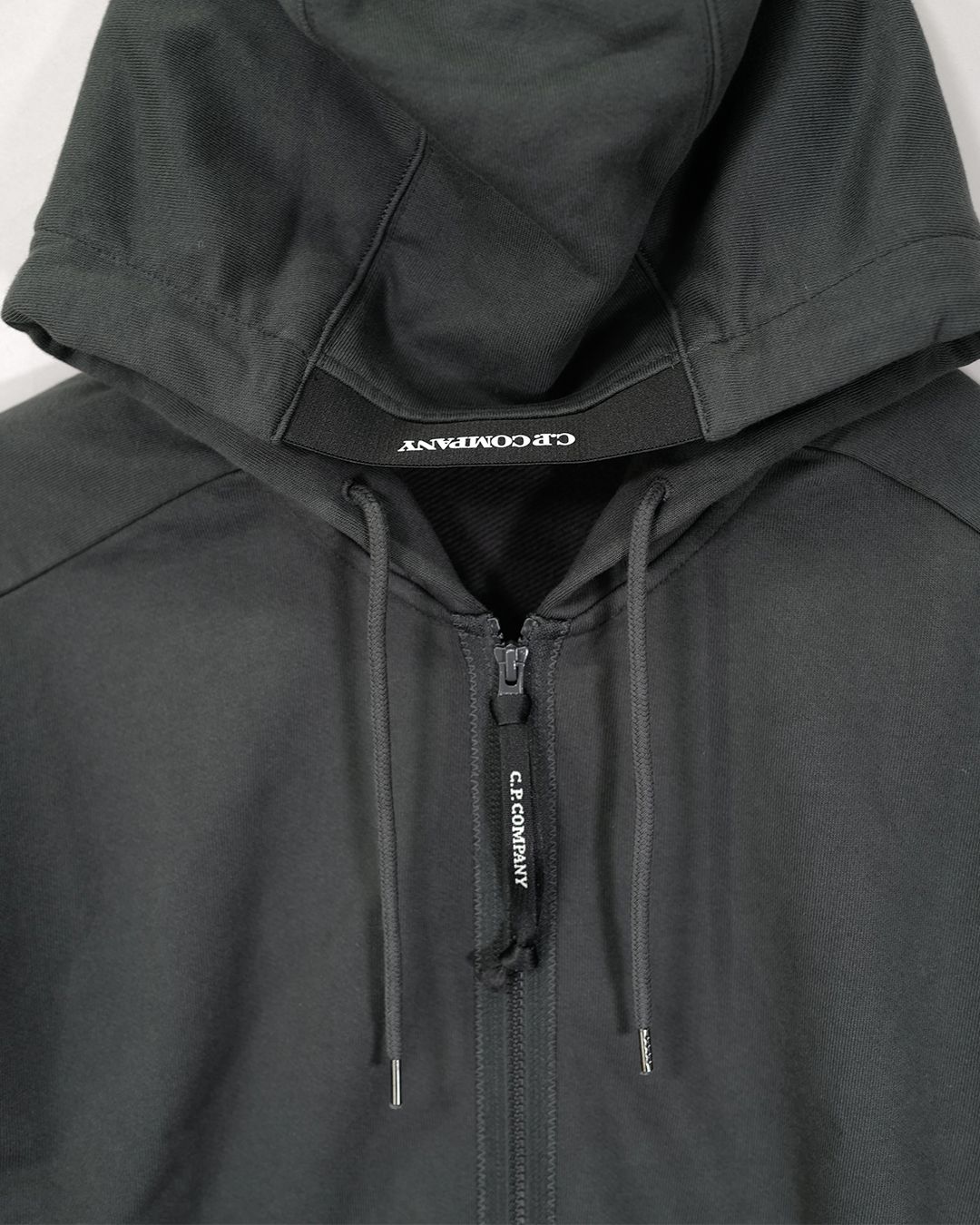 Diagonal Raised Fleece Goggle Zip Sweatshirt RAVEN