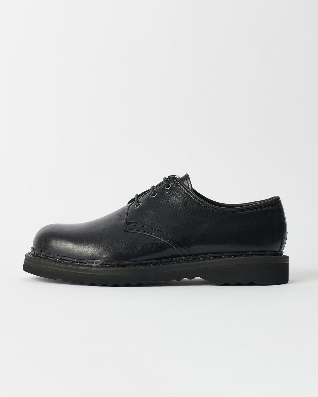 TRAMPLER SHOE  Black Supple Cow Hide