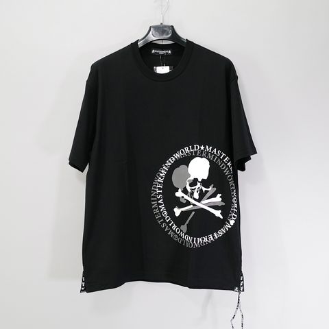 【MASTERMIND WORLD】 AUROLA TEE  BLACK