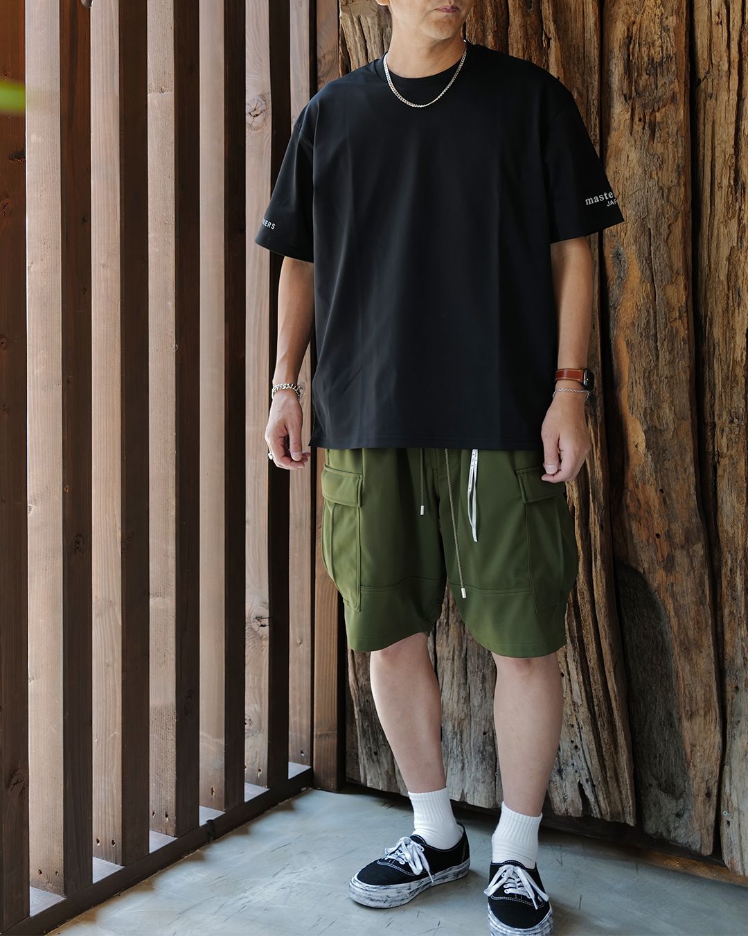 xMOONRAKERS 半袖Tシャツ [REGULAR FIT]