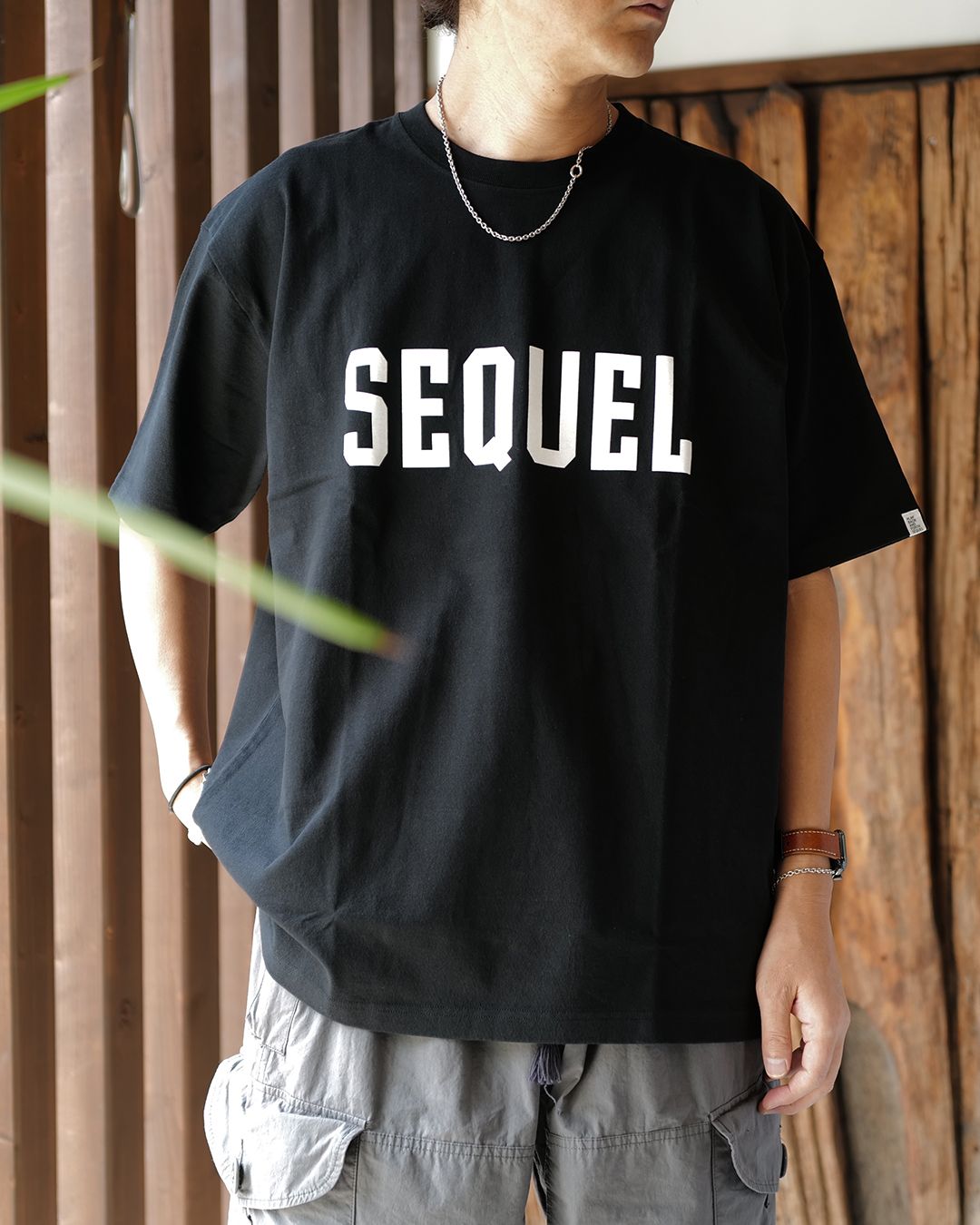 T-SHIRT  [BLACK]