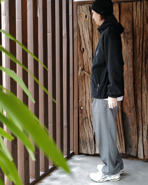 GODSELECTIONXXX x SEQUEL