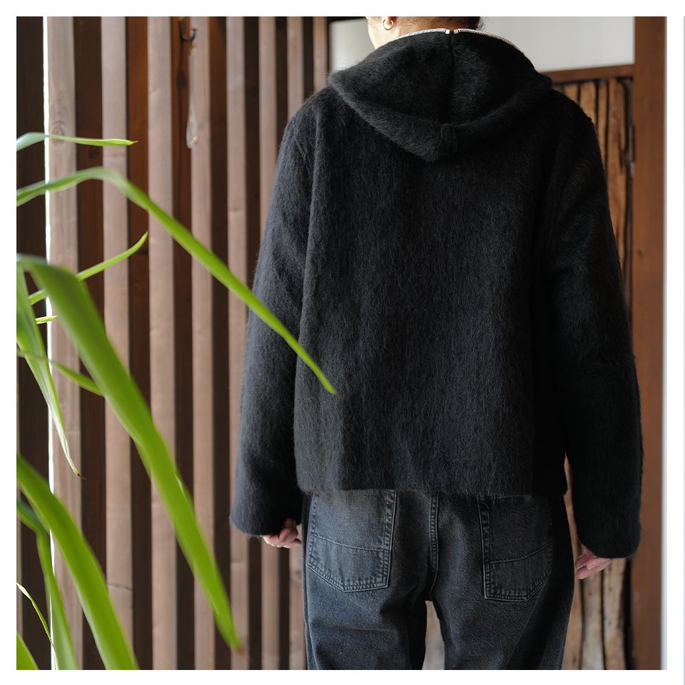 FULL ZIP HOOD  Black Hairy Wool