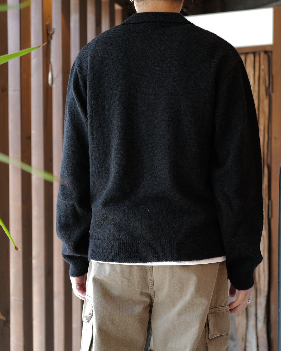 EVENING POLO   Black Fuzzy Alpaca