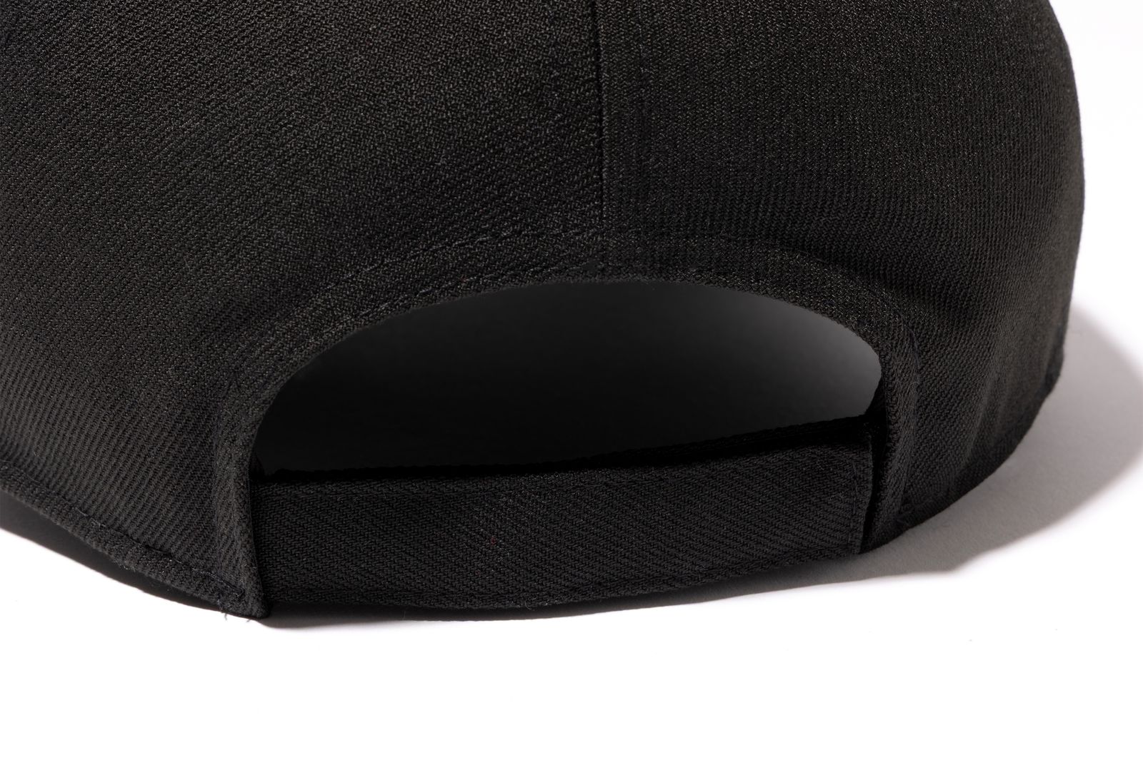 【MASTERMIND WORLD】x NEW ERA  940VS MMW BADGE LOGO BLK WHT