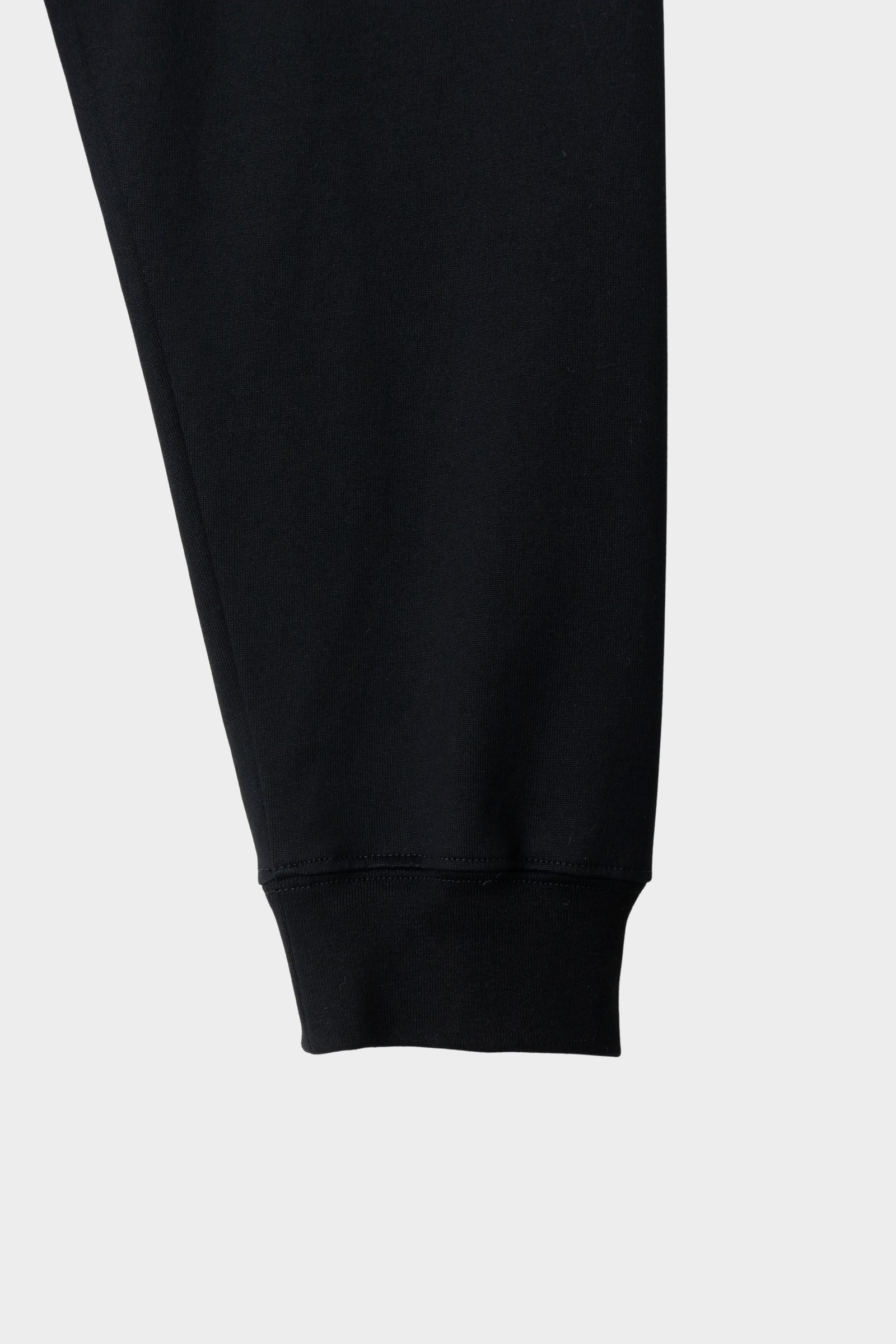 REFINA BASIC LONG SLEEVE T [BLACK]
