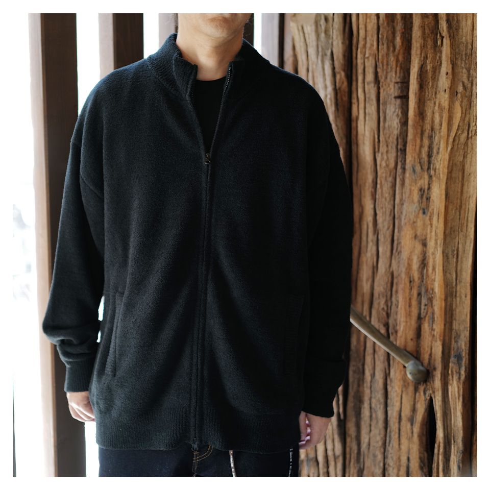 【MASTERMIND WORLD】 LOUNGE FULL-ZIP TRACK JACKET BLACK x CHARCOAL
