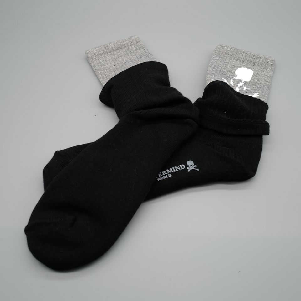 【MASTERMIND WORLD】 DOUBLE LAYER CREW SOCKS  BLACK