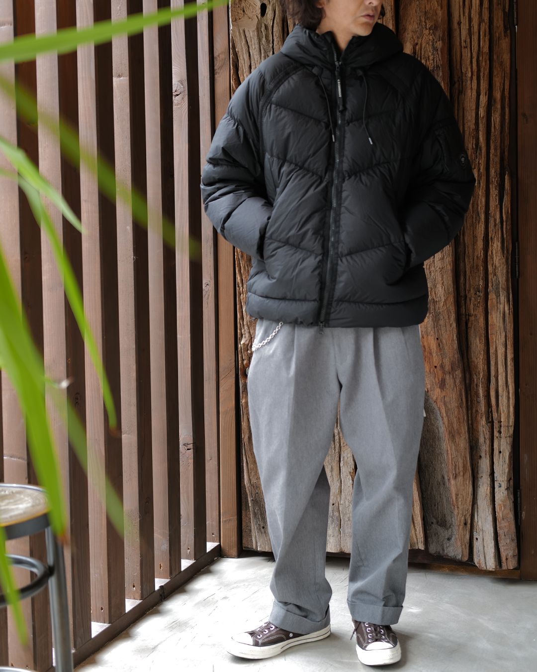 Down Shield Lens Hooded Puffer [BLACK]