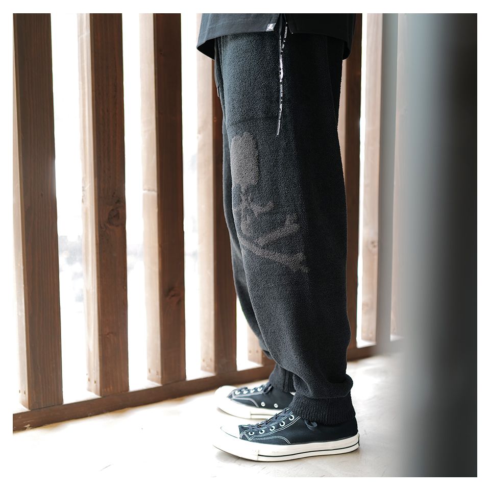 【MASTERMIND WORLD】 LOUNGE LONG PANTS  BLACK x CHARCOAL