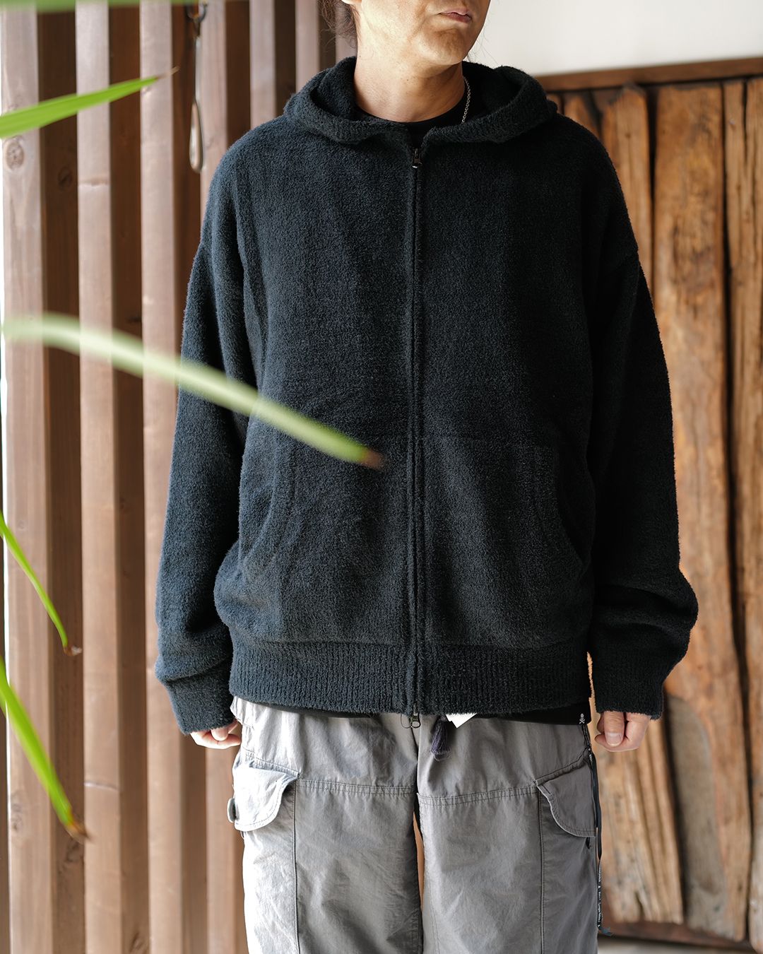 【MASTERMIND WORLD】 LOUNGE ZIP-UP HOODIE  BLACK