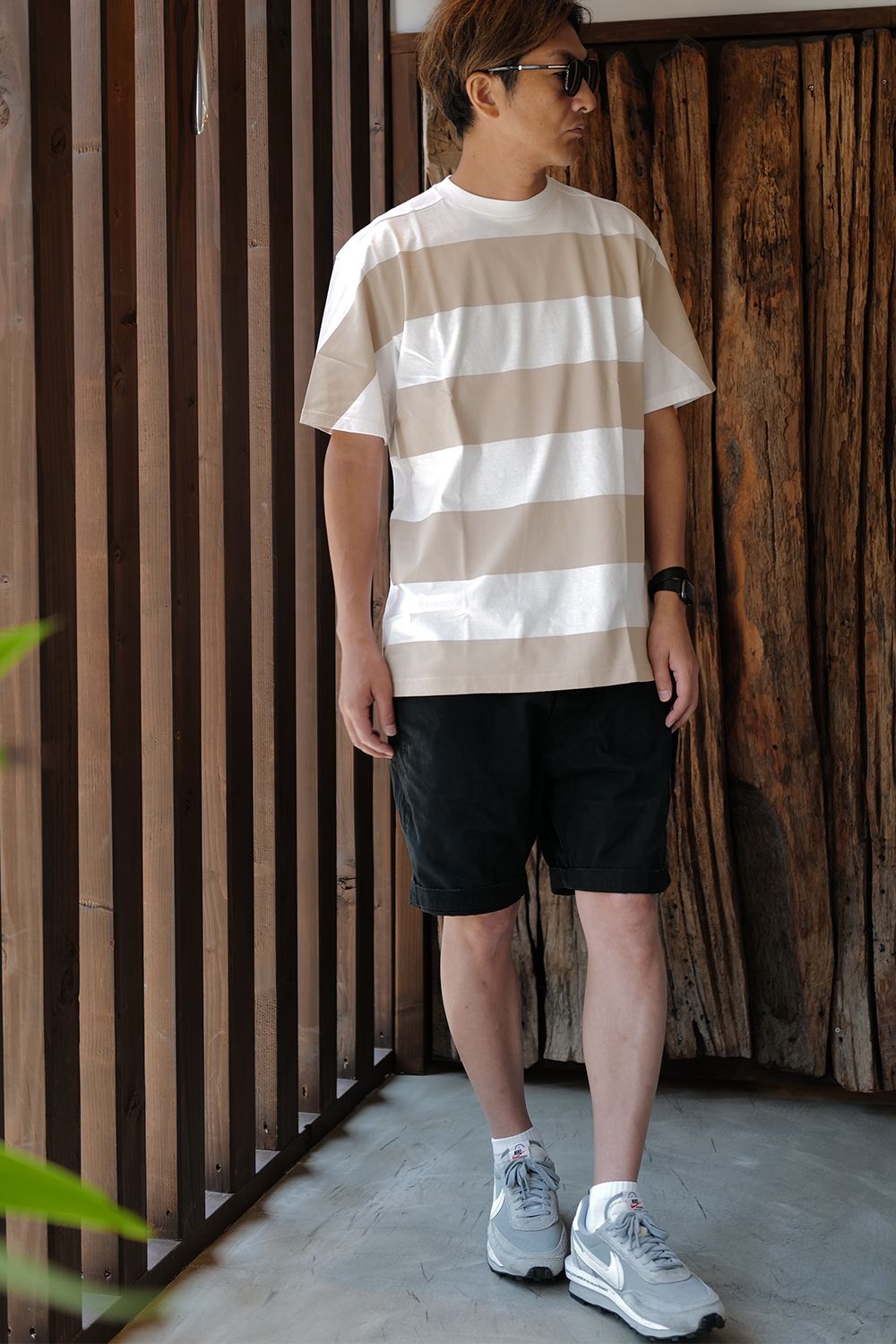 SEQUEL - SQ-23SS-ST-09 BORDER T-SHIRT BEIGE | River