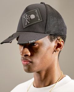 【MASTERMIND WORLD】 TAGGED CAP