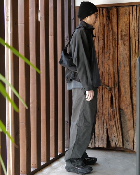 C.P. COMPANY -MICRO-REPS BOXY CARGO LENS PANTS Gunmetal-