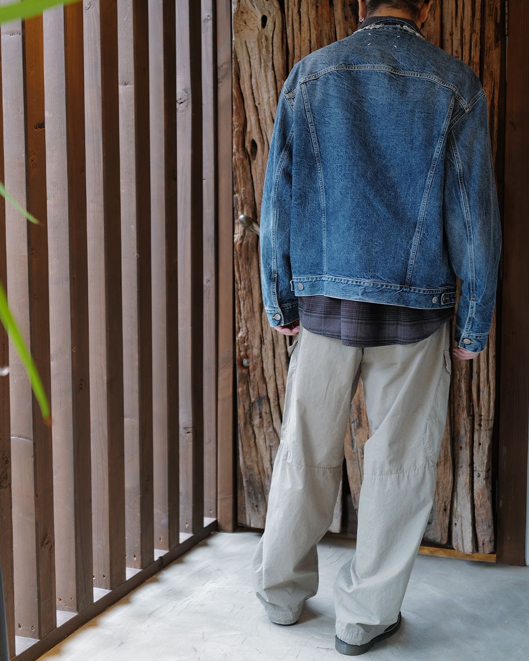 Maison Margiela : ディストレスト カラーレス デニムジャケット