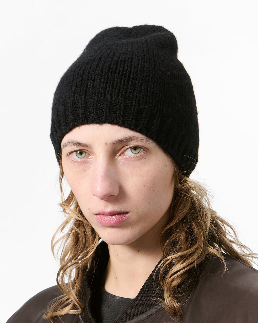 CLASSIC BEANIE  Slub Twisted Black Wool