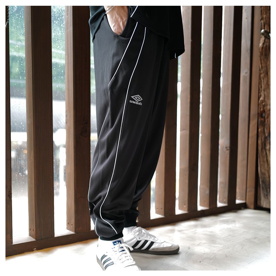 x UMBRO TRACK PANTS