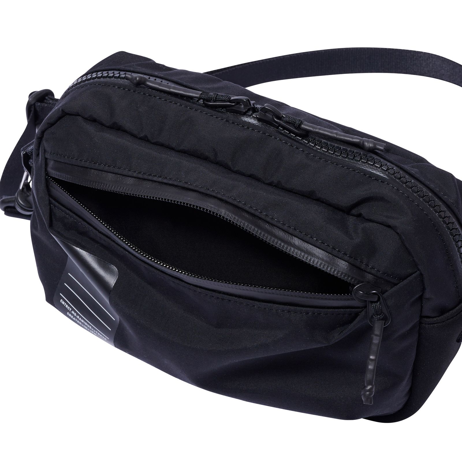 SHOULDER POUCH  【TAG】