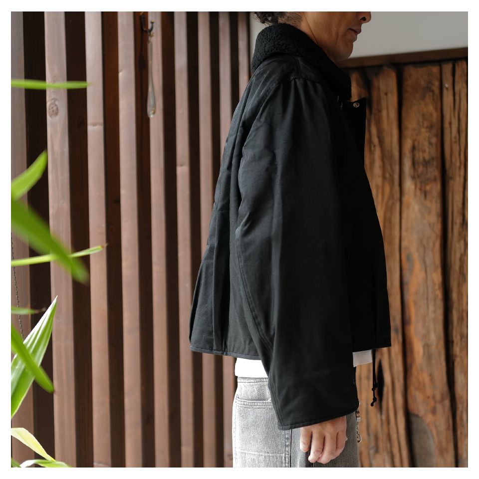 ACE JACKET	Black Aero Nylon
