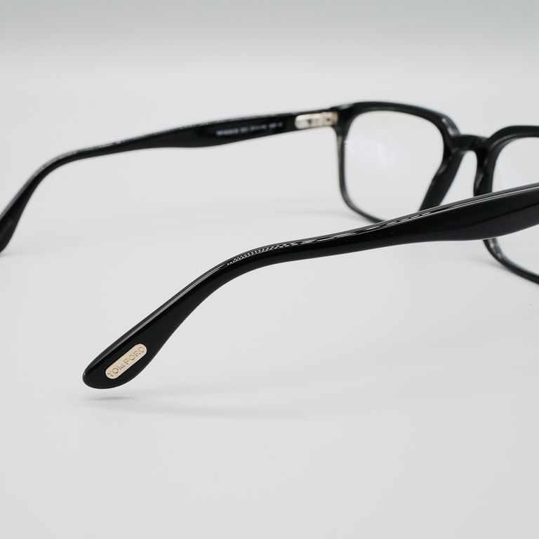 TOM FORD EYEWEAR - FT5626-B-51001 / メガネ フレーム / グローバルフィット (ブラック) | River