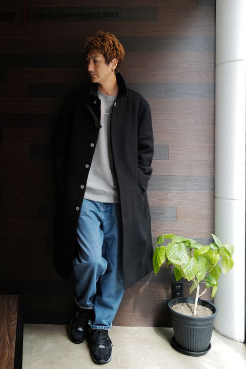 TOMWOODのコートスタイル
