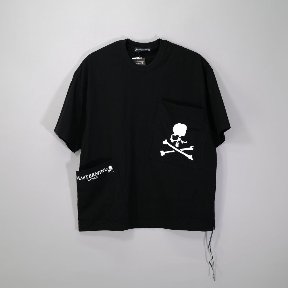 【MASTERMIND WORLD】 MULTI POCKET SS TEE  BLACK
