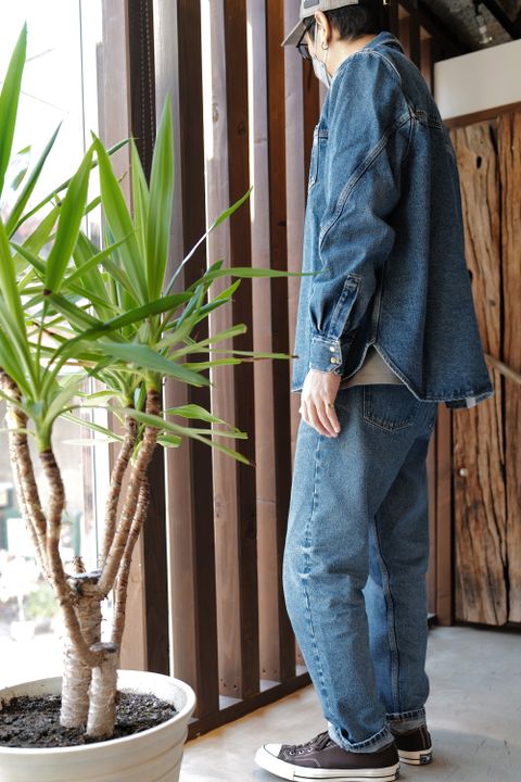 TOM WOODのデニムスタイル