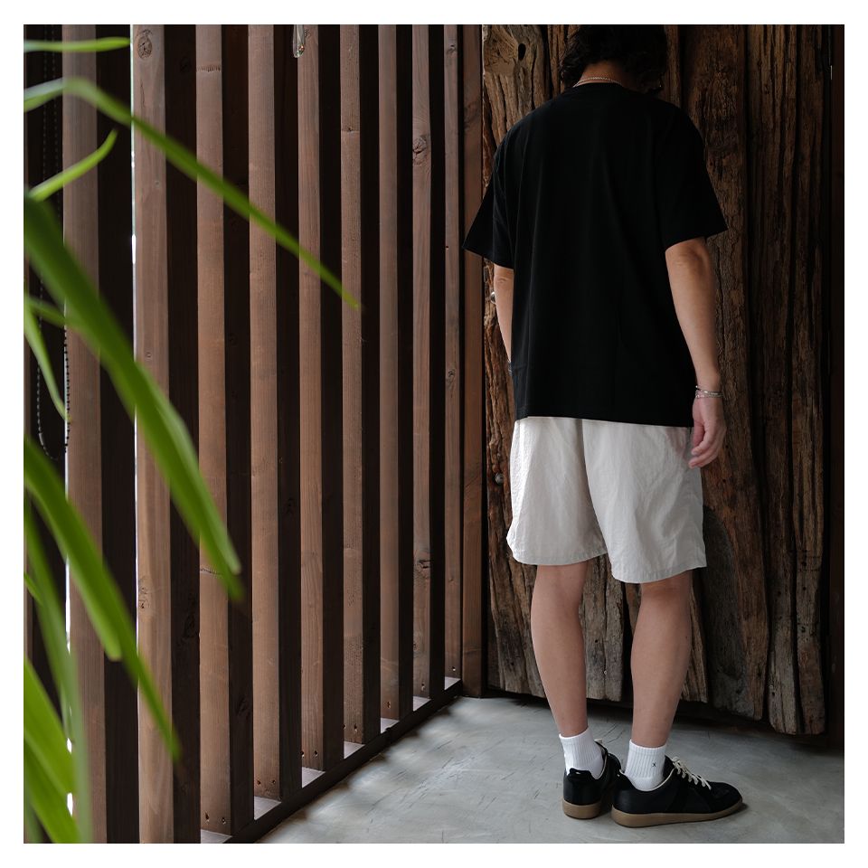 SQ-25SS-ST-07 T-SHIRT  BLACK