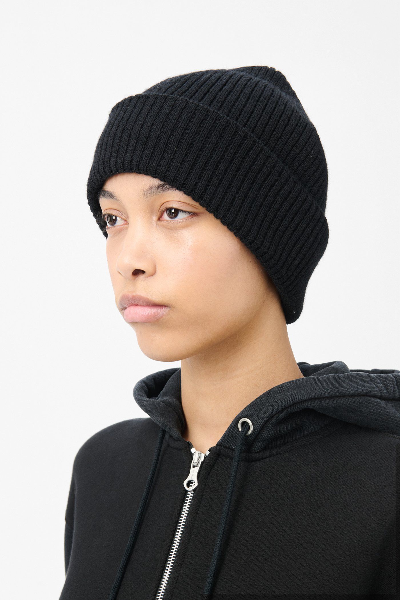 KNIT HAT   Black Rustic Merino