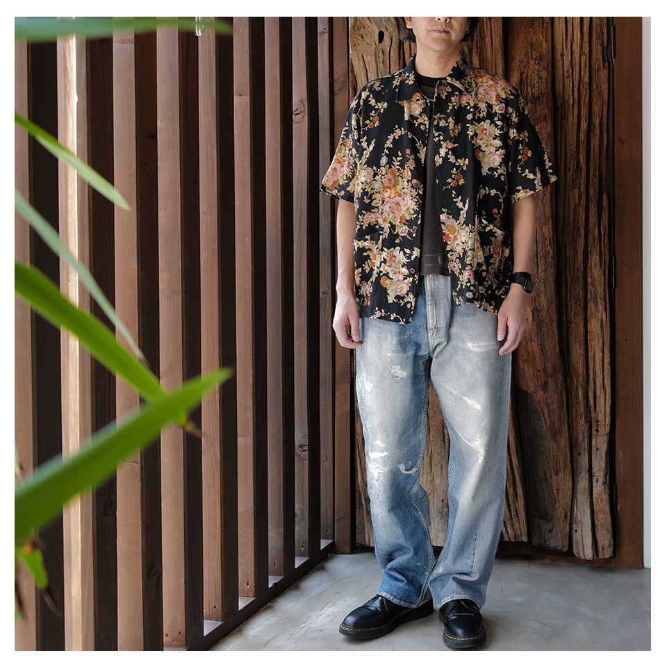 ELDER SHIRT SHORTSLEEVE    Black Floral Tapestry Print