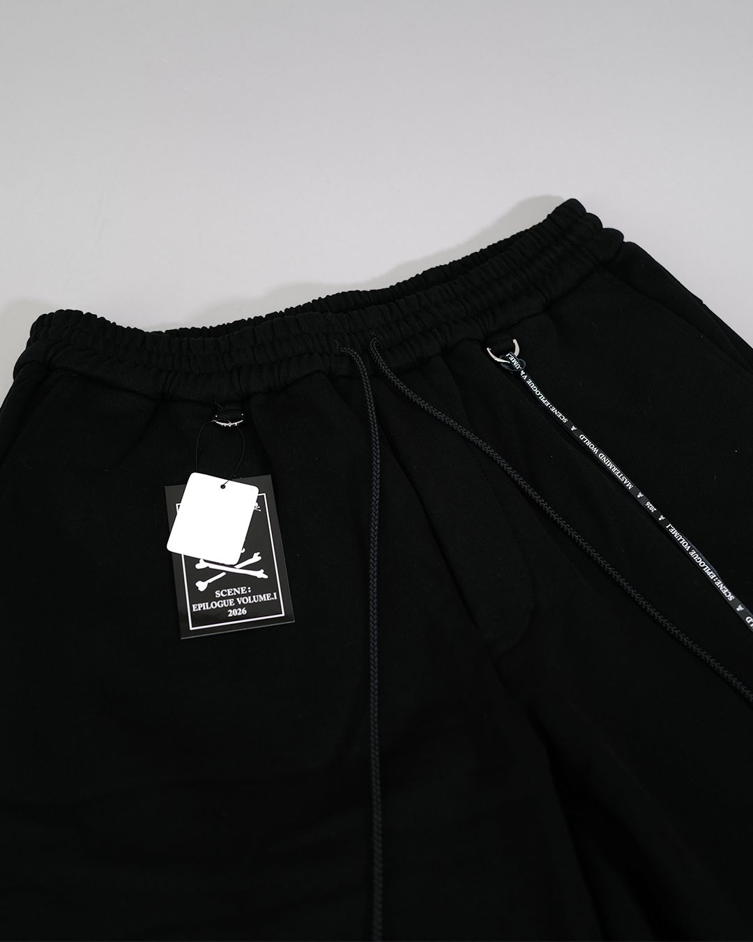 【MASTERMIND WORLD】VENTED SHORTS BLACK