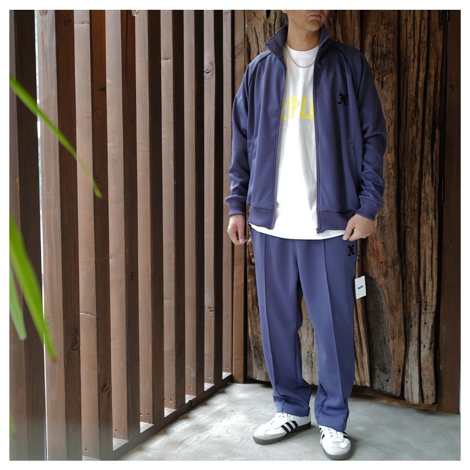GOD SELECTION XXX(ゴッドセレクショントリプルエックス) / T