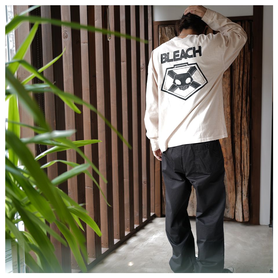 TBLM24AM002 BLEACH L/S T-Shirt (ICHIGO) White