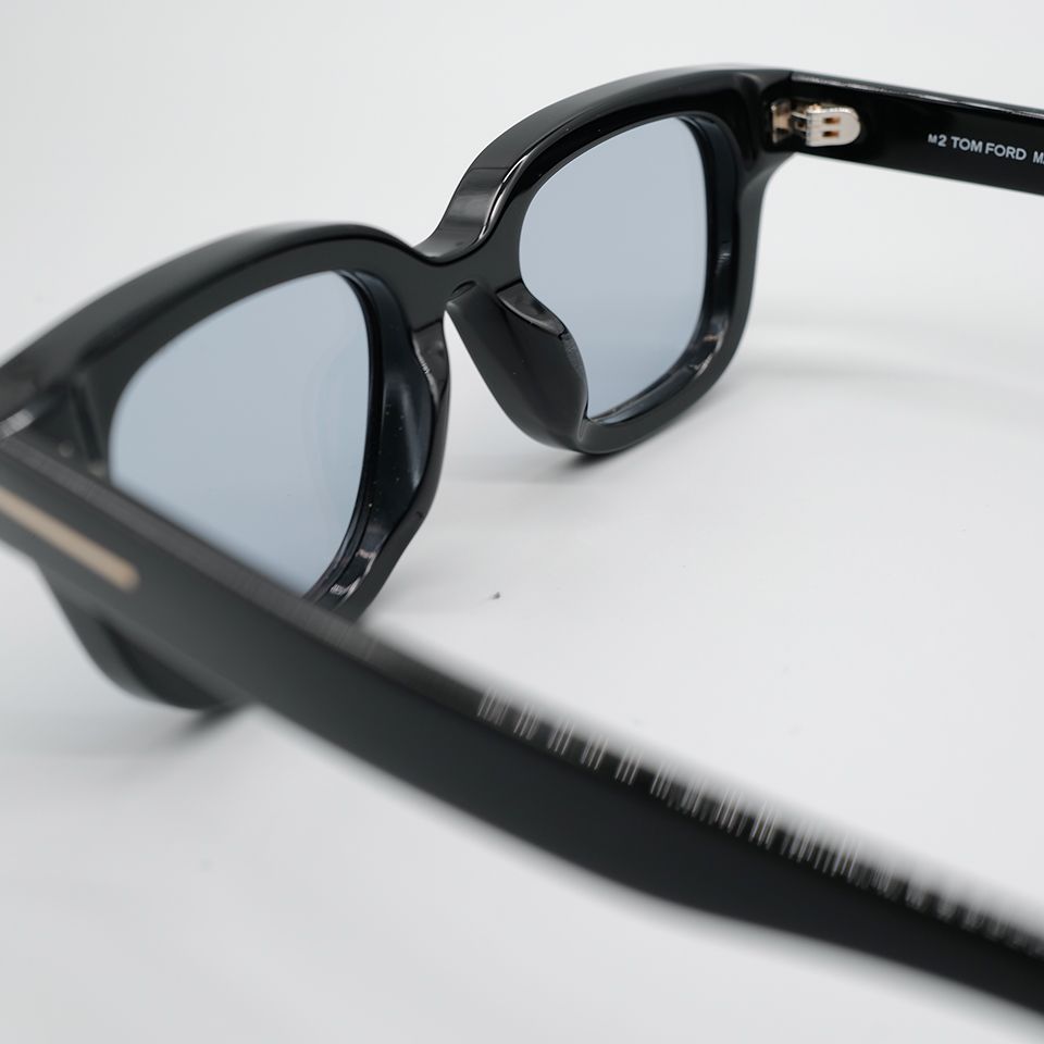 TOM FORD　サングラス TOM FORD EYEWEAR - Sunglasses / サングラス / FT0974-K-5320A