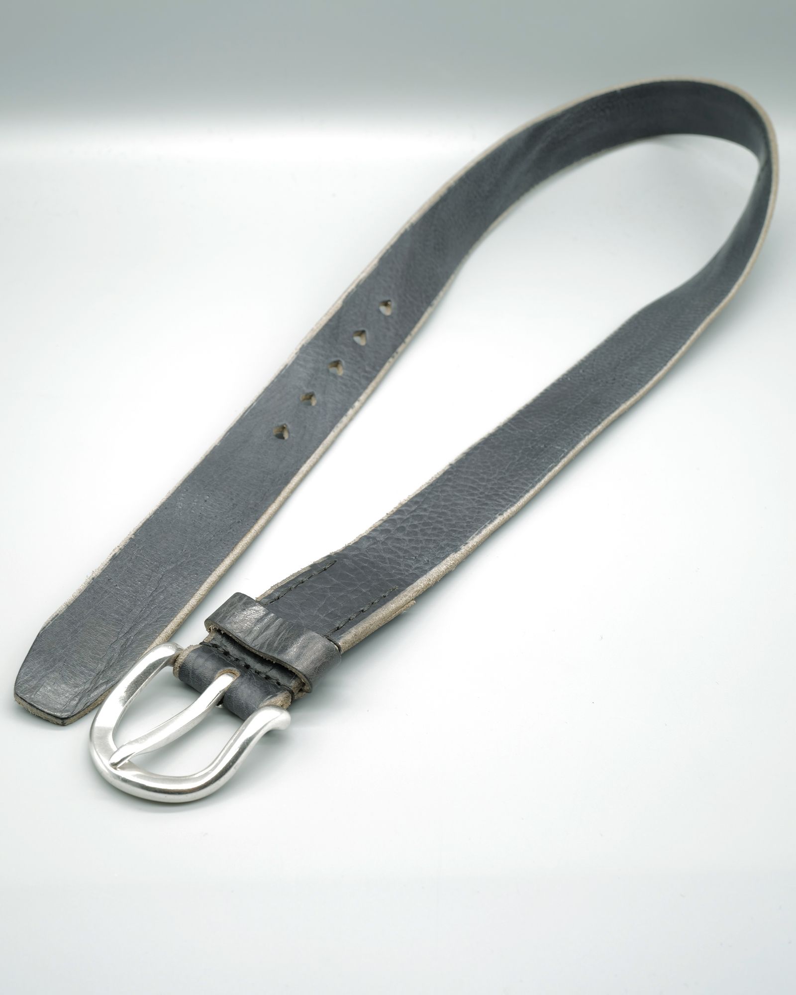 3.5 CM BELT  Soft Coal Torn Bovine