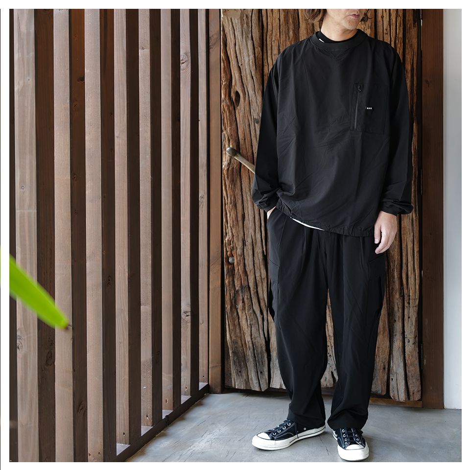 GX-A25-CN-01  V GAZETTE CREWNECK SWEAT   BLACK