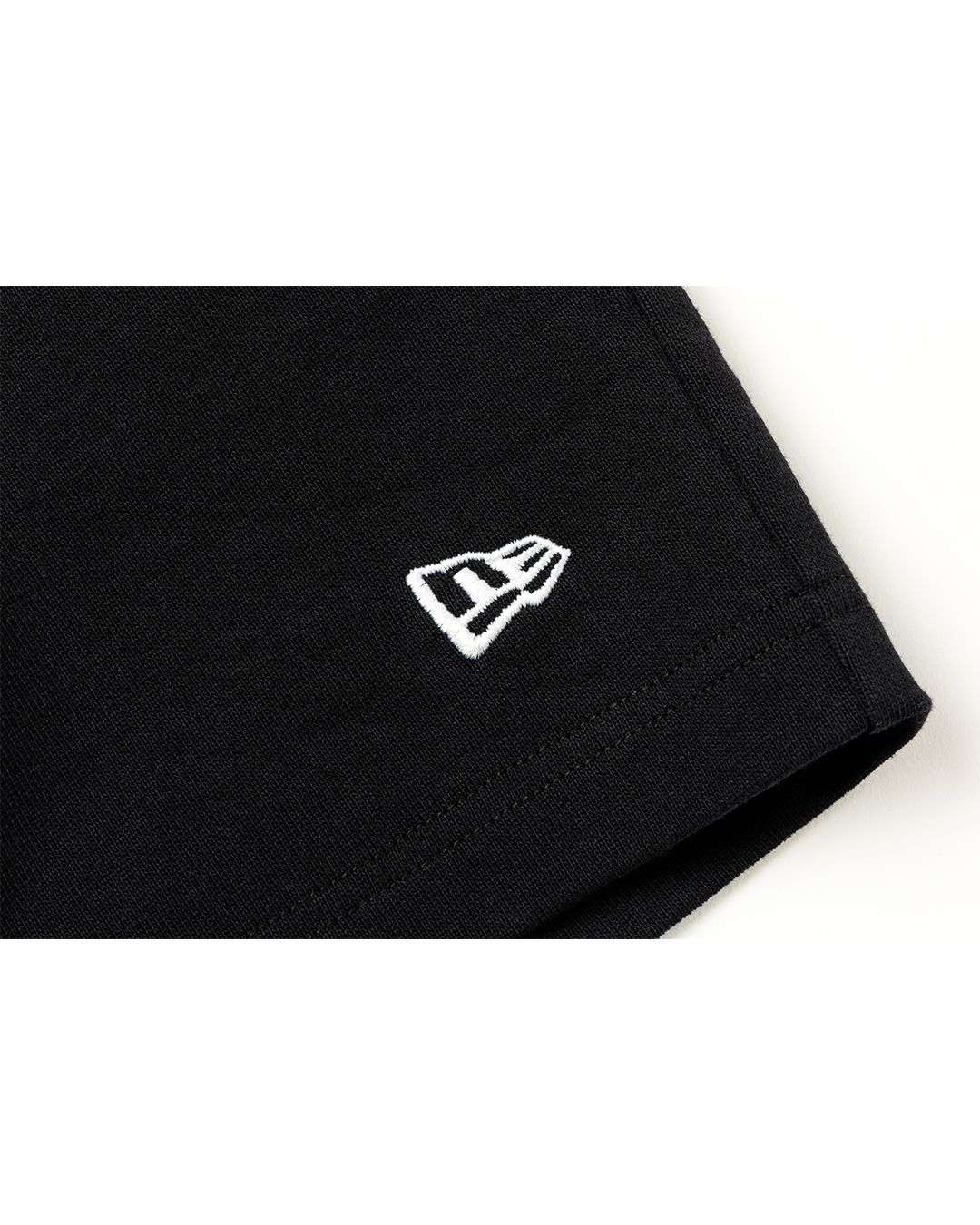x NEW ERA ヘビーウェイトコットンショートパンツ