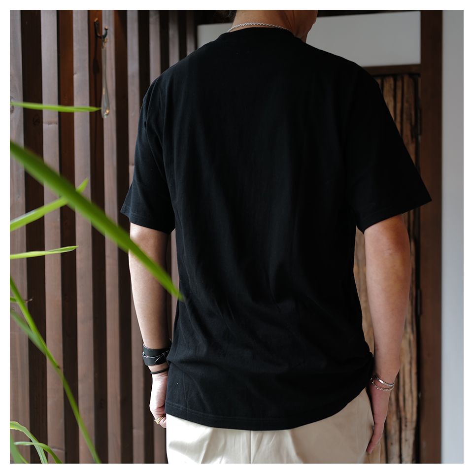 SQ-25SS-ST-14 T-SHIRT  BLACK